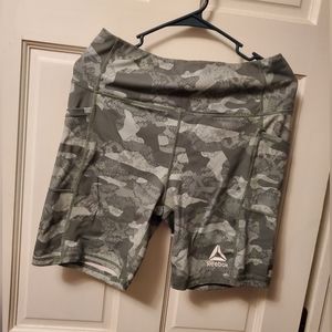 Reebok athletic shorts. Size L.
